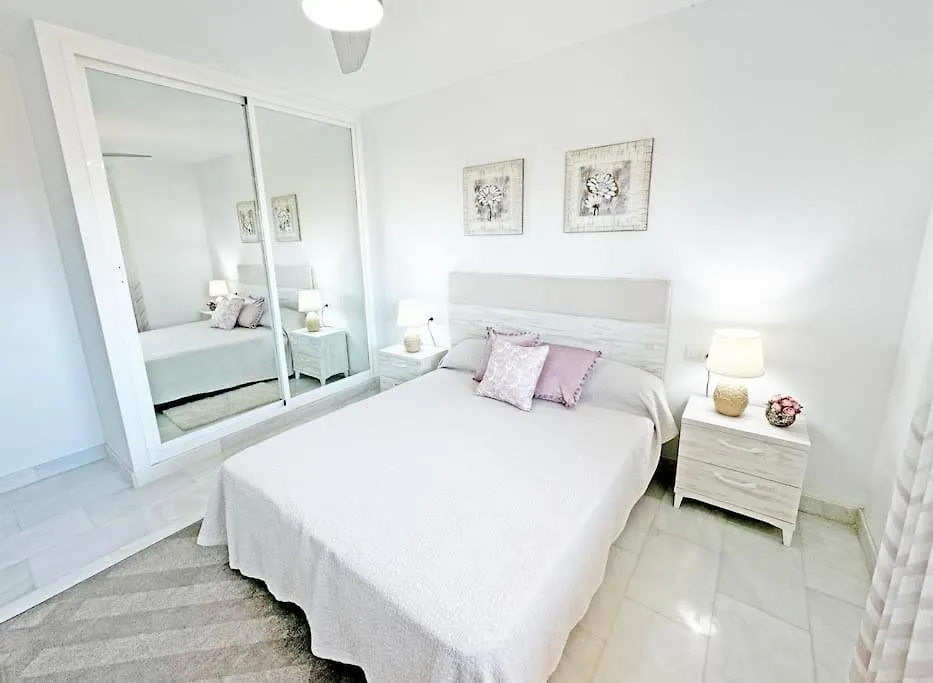 Апартаменты Apartamento Luminoso Con Vistas Al Mar El Faro